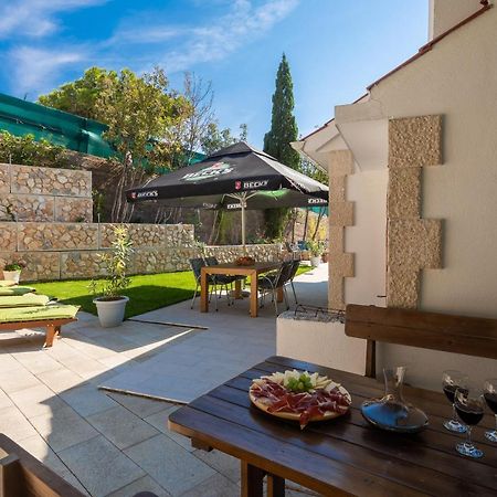 Villa Leoma With Heated Pool Marusici  Exterior foto